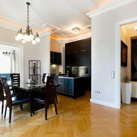 Apartment Art Deco Basilica *